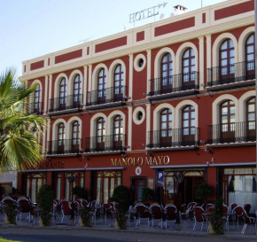 Hotel Manolo Mayo, Los Palacios Y Villafranca